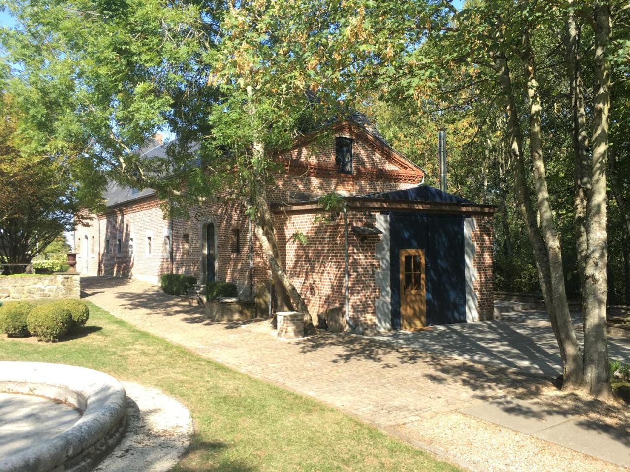 Les Confidences De Messire Sanglier, Stylished Guest Houses Beauraing Zewnętrze zdjęcie