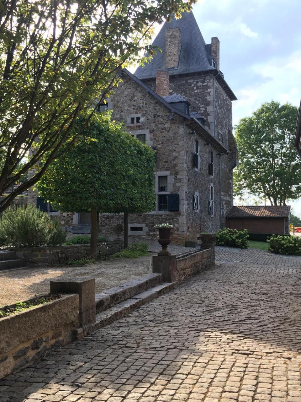 Les Confidences De Messire Sanglier, Stylished Guest Houses Beauraing Zewnętrze zdjęcie