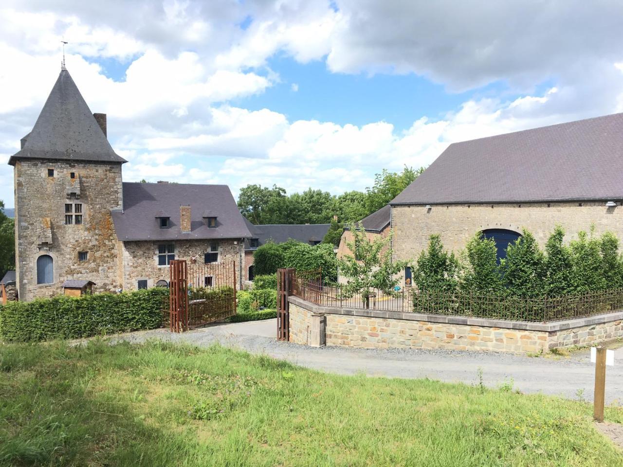 Les Confidences De Messire Sanglier, Stylished Guest Houses Beauraing Zewnętrze zdjęcie